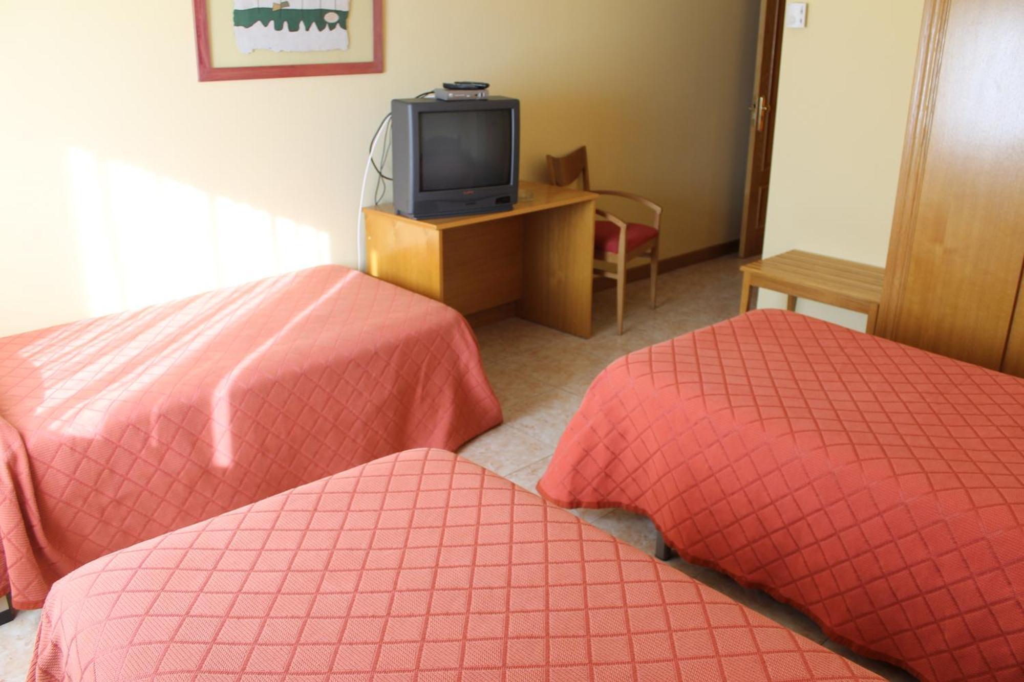 Hostal Sandino Villodrigo Exterior photo